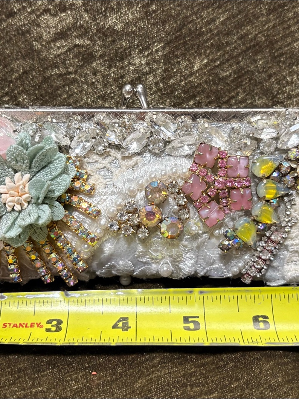 Embellished Floral Lace Clutch in Pink & Ivory - Picture 3 of 8